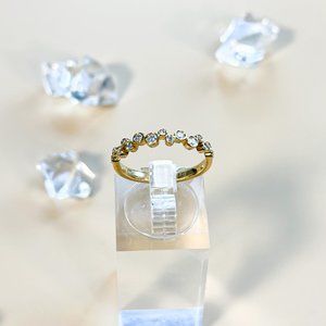 Diamond Ring 18K Yellow Gold